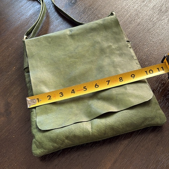 🍁VERA PELLE ITALIAN LEATHER MESSENGER CROSSBODY BAG, green - Picture 11 of 12